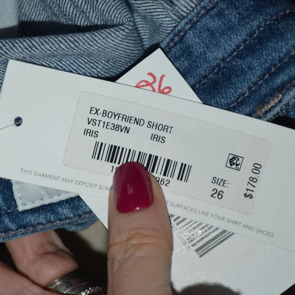 NWT $178 AG Adriano Goldschmied Ex-Boyfriend Mid Rise Bermuda Shorts